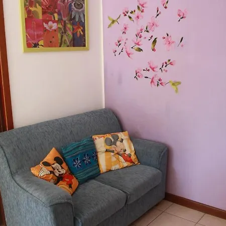Cecilia Apartment *
