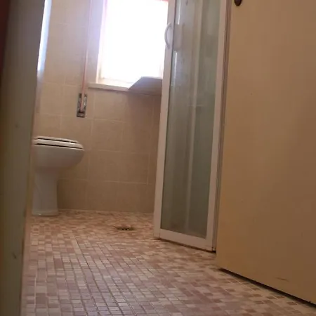 Cecilia Apartment *